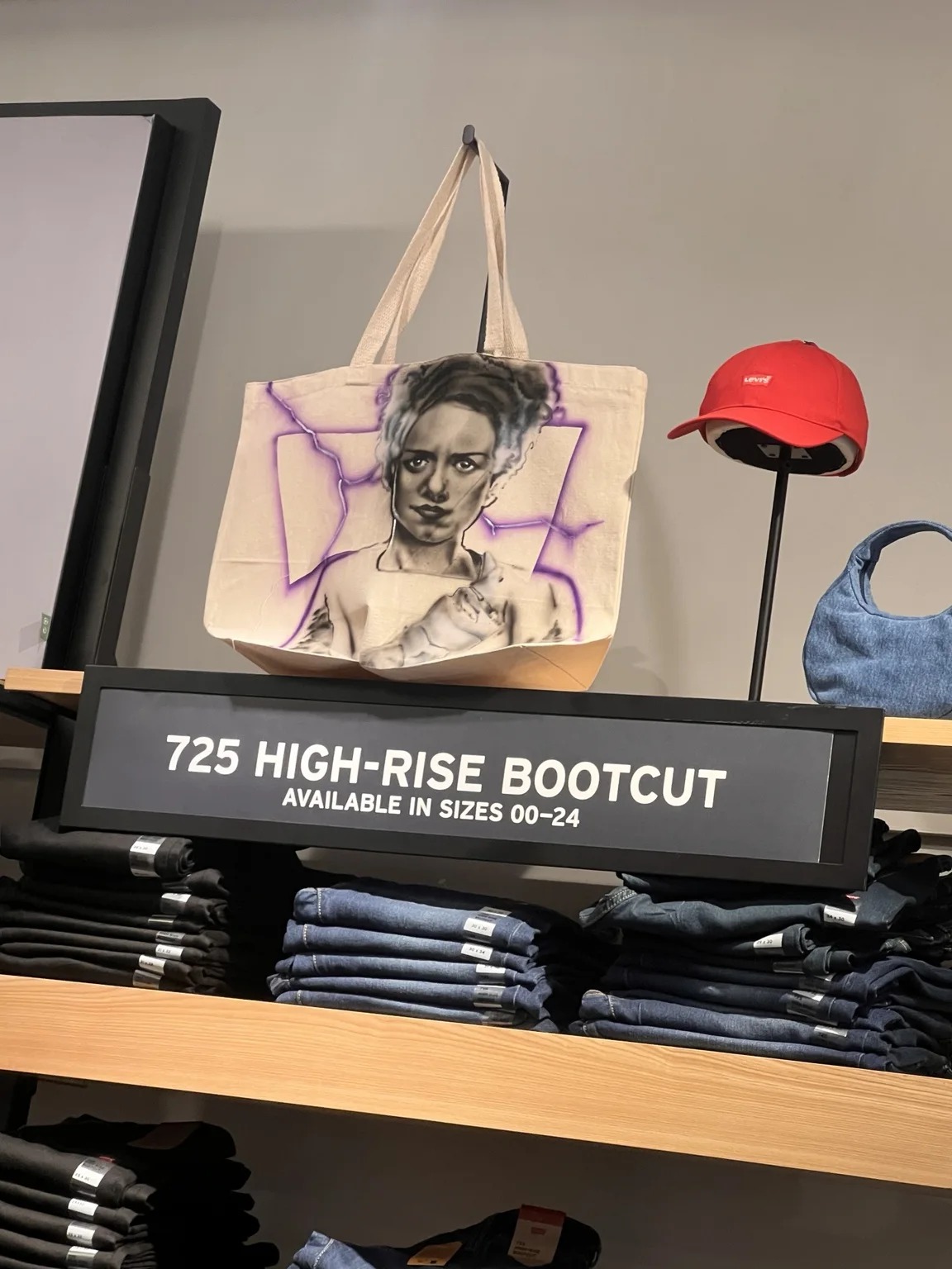 Levi’s Portrait Tote